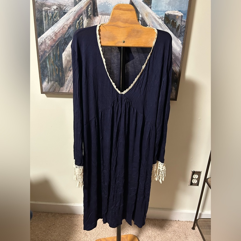 Navy 2X dress with crochet detail